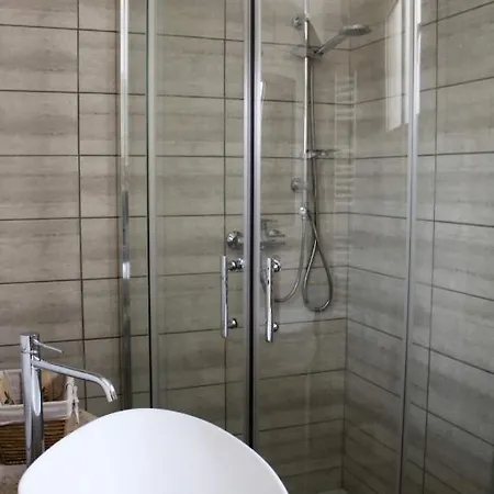 4 Balconi Liberty Guest house
