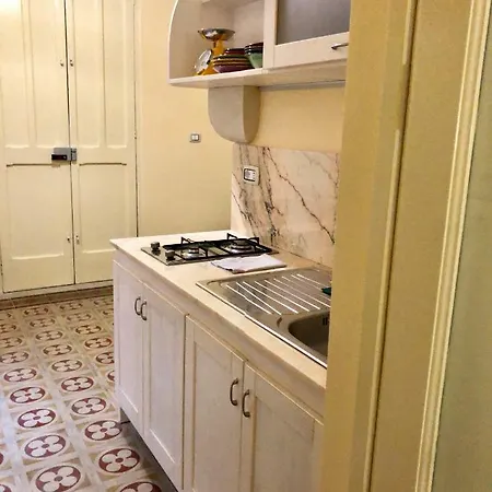 4 Balconi Liberty Guest house *