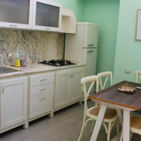 4 Balconi Liberty Guest house *